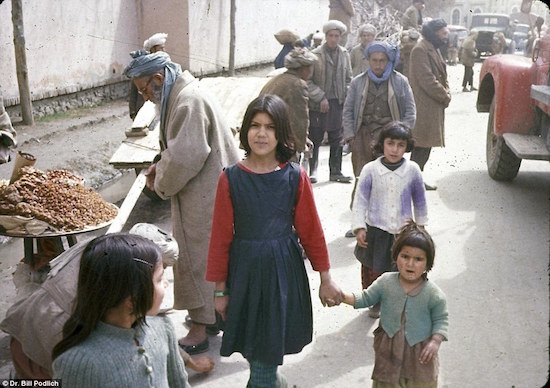 1967-afganistan-children