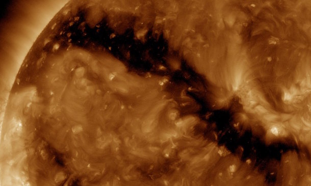 coronal-hole-sun-0705-a1