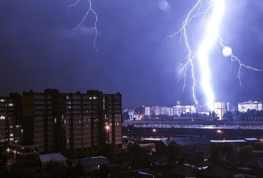 ukraine-lightning-0717